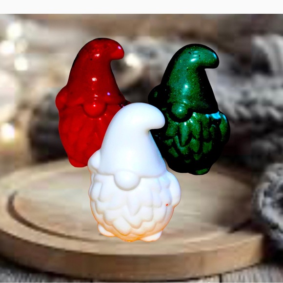 Christmas Santa Gnome Soap Bar, Holiday Soap, Guest Soap, White Elephant Gift - Picture 4 of 16